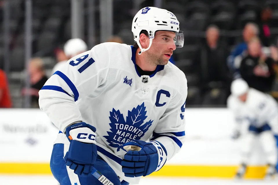Toronto Maple Leafs center John Tavares (91) warms up before a game.Stephen R&period; Sylvanie-USA TODAY Sports