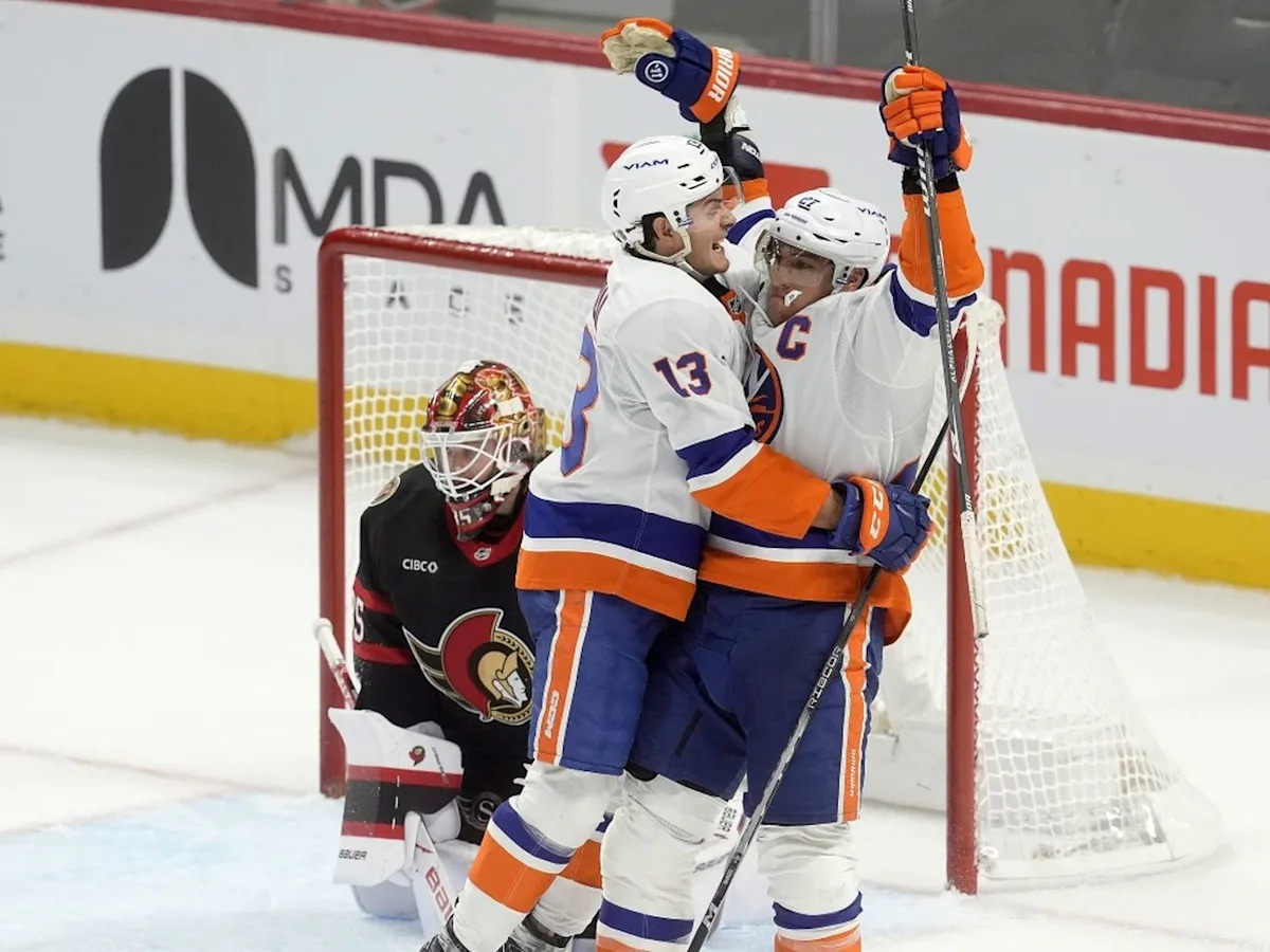 Senators goalie Linus Ullmark remains confident despite rocky start to season