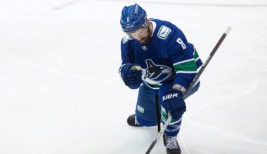 Vancouver Canucks vs Nashville Predators Prediction, Picks & Odds