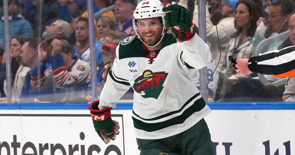 Hartman scores twice, Gustavsson makes 27 saves in Wild's 5-0 win over Blues in opener | National Sports