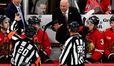 Jeff Blashill gets his first win as coach of the Chicago Blackhawks | Sports