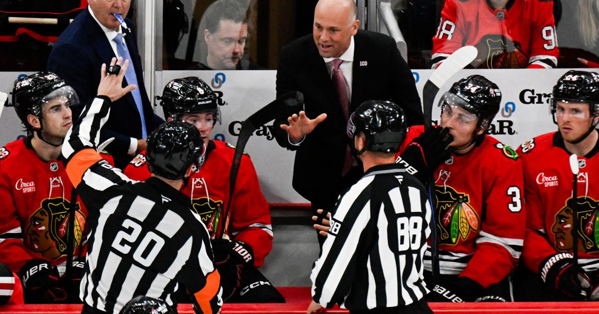 Jeff Blashill gets his first win as coach of the Chicago Blackhawks | Sports