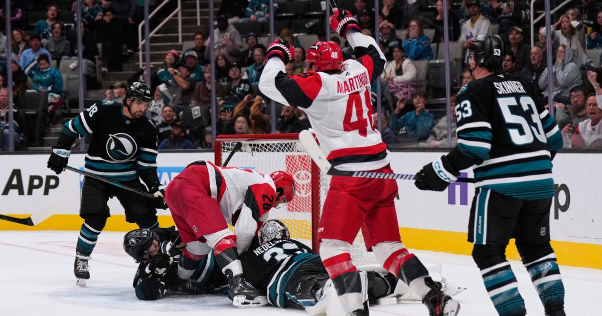 Carrier, Robinson score late in 2nd period and Hurricanes beat Sharks 5-1 to improve to 3-0 | National Sports