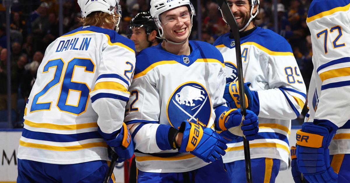 Sabres take first lead of the season on a shot that rebounds in off glass | Associated Press