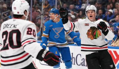 Reichel scores twice as the Blackhawks beat the Blues 8-3 while playing without Foligno | National Sports