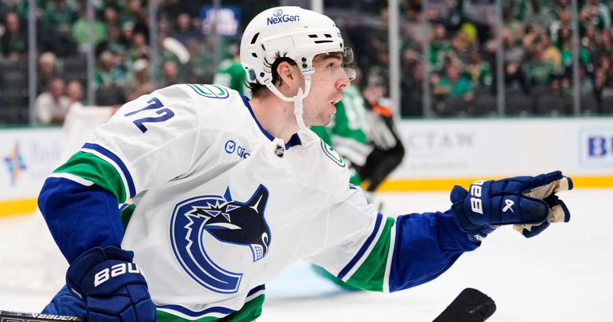 Max Sasson scores last of Vancouver's 3 quick goals, Canucks rally to beat Stars 5-3 | National