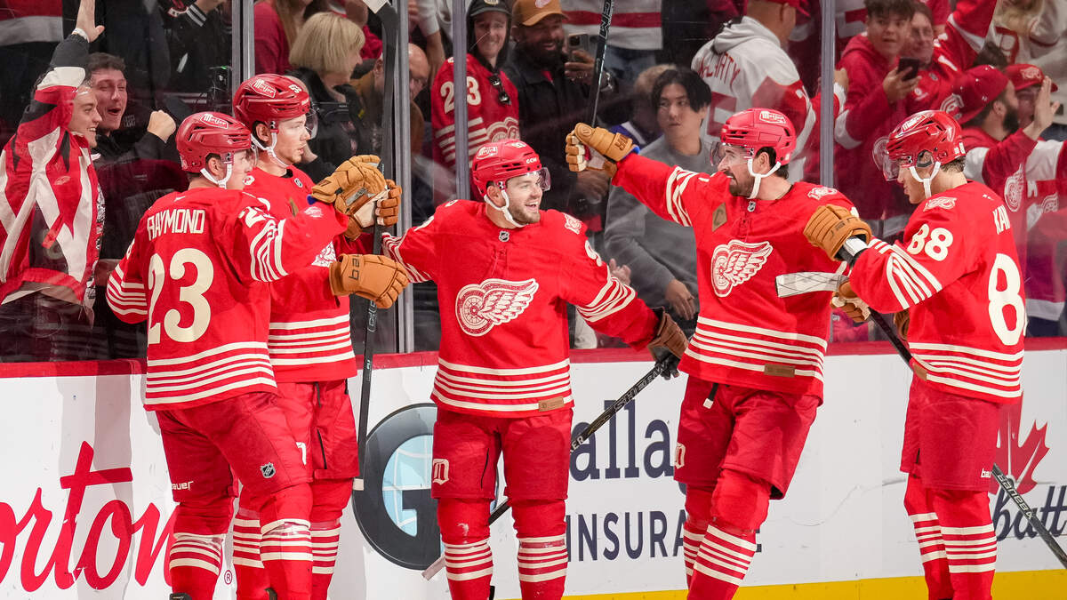 Lightning vs. Red Wings Time, TV & Live Stream – 10/17/2025