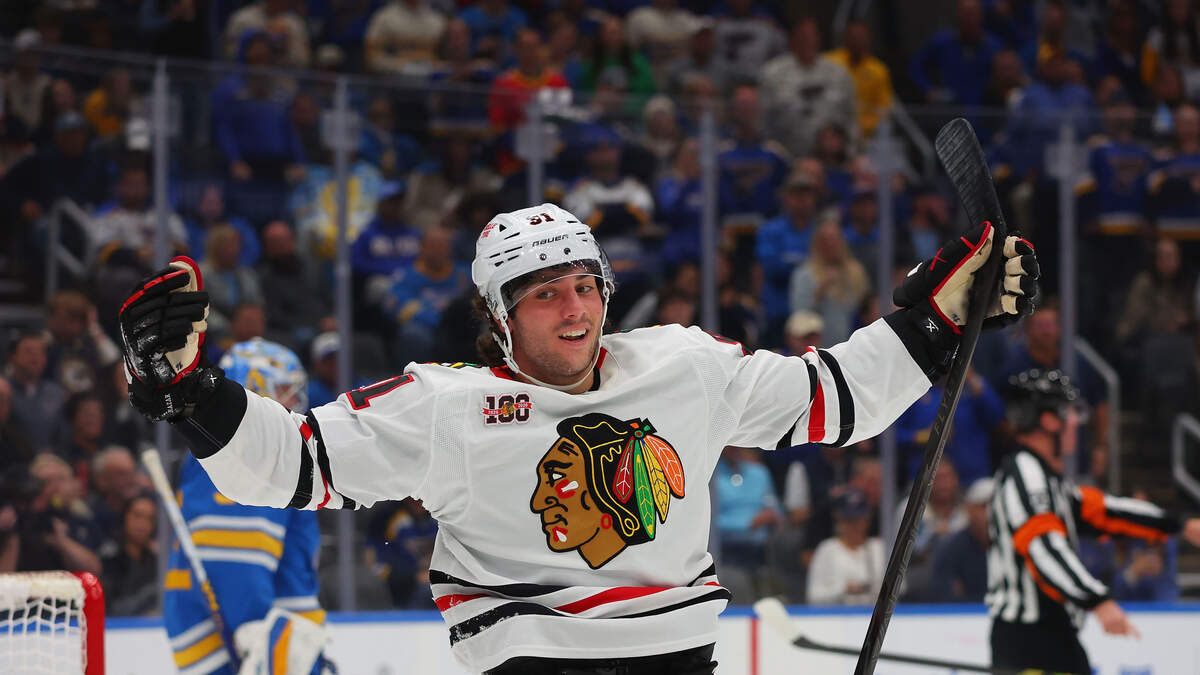 Ducks vs. Blackhawks Prediction & Picks - Oct. 19