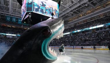 NHL Team Apologizes For Offensive Pro-ICE Scoreboard Message On Hispanic Night