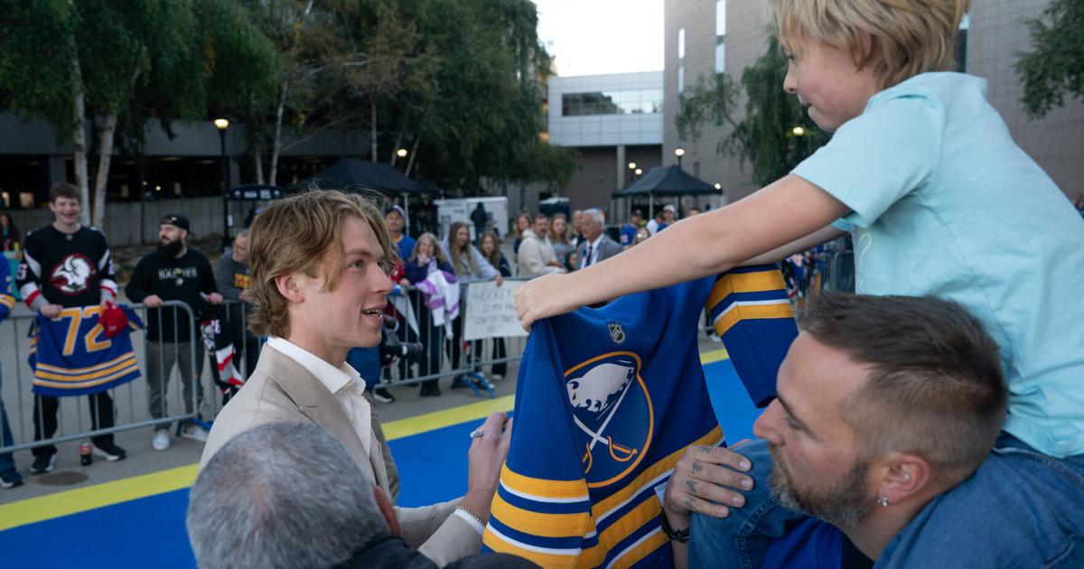 Sabres goalie Colten Ellis earns first NHL start, will face Detroit Red Wings - Buffalo News