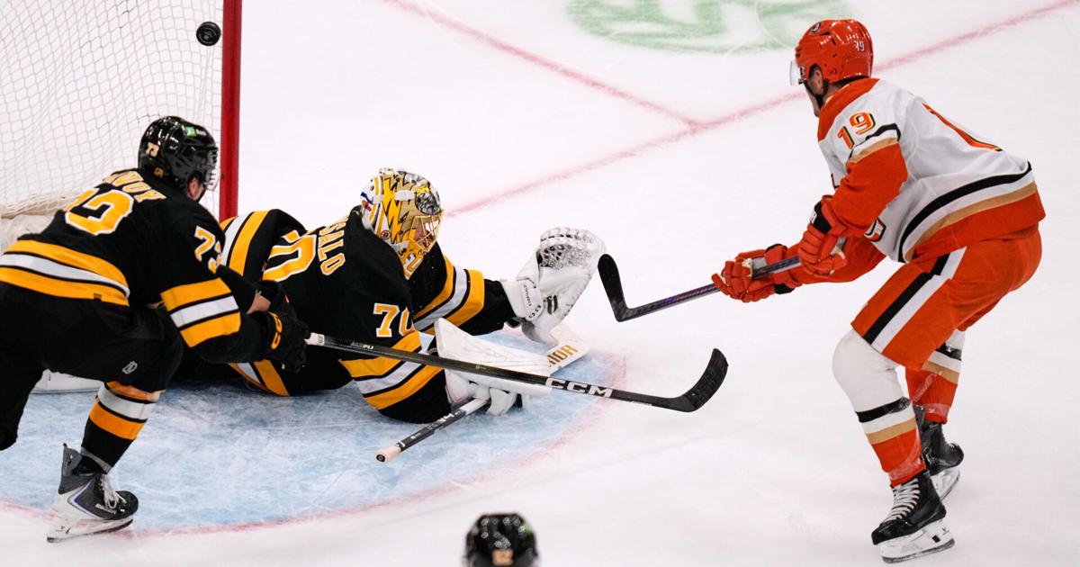 "It's just embarrassing": Six straight losses by the Bruins have them frustrated | Sports