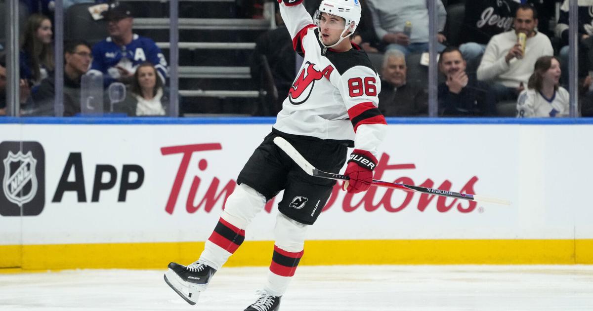 Jack Hughes' hat trick lifts Devils over Maple Leafs 5-2 | National Sports