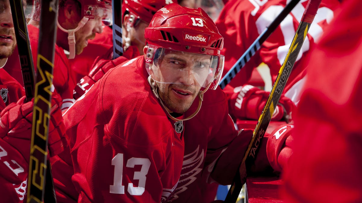 Steve Yzerman's all-time Detroit Red Wings team has one notable omission