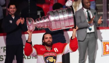 Cup champ Panthers edge Hawks on banner-raising night