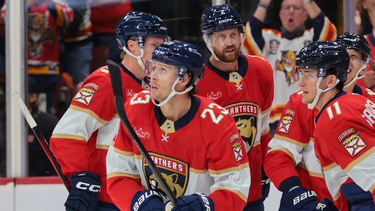 Flyers at Panthers odds, picks and predictions