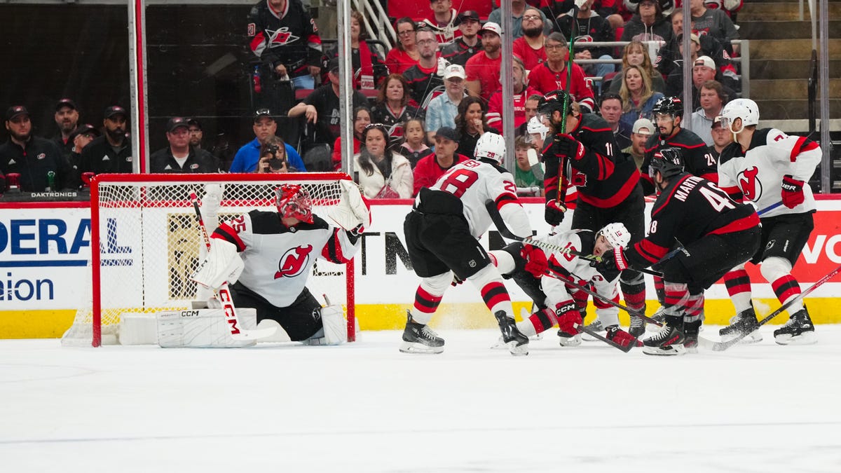 Devils vs. Hurricanes channel, time, TV schedule, streaming info