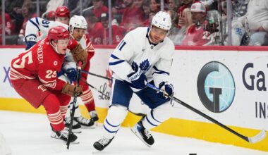Red Wings show some perseverance in 6-3 victory over Maple Leafs