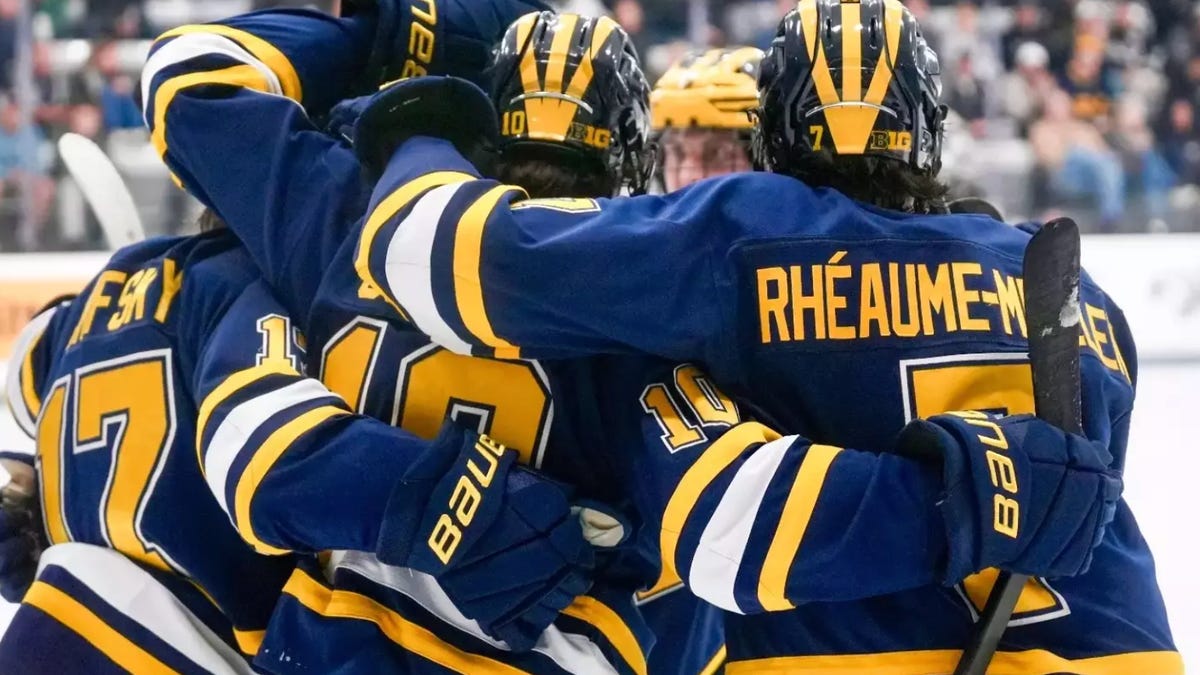 Michigan improves to 4-0; Oxford's Norris suffers setback