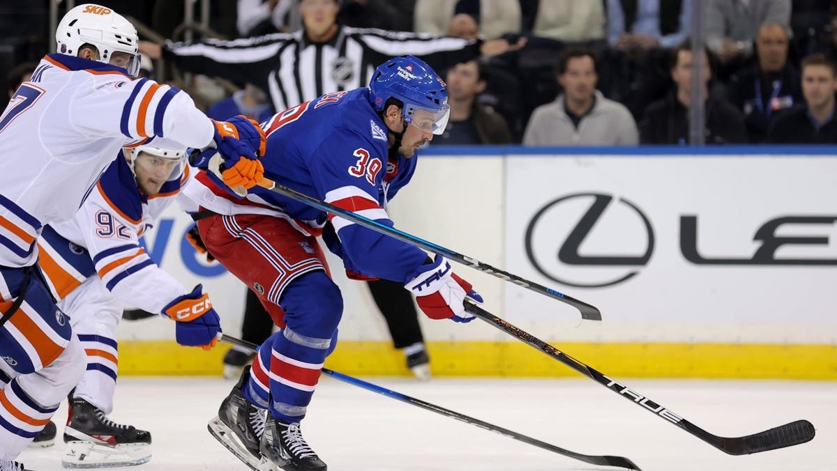 Toronto Maple Leafs vs. New York Rangers odds, tips and betting trends