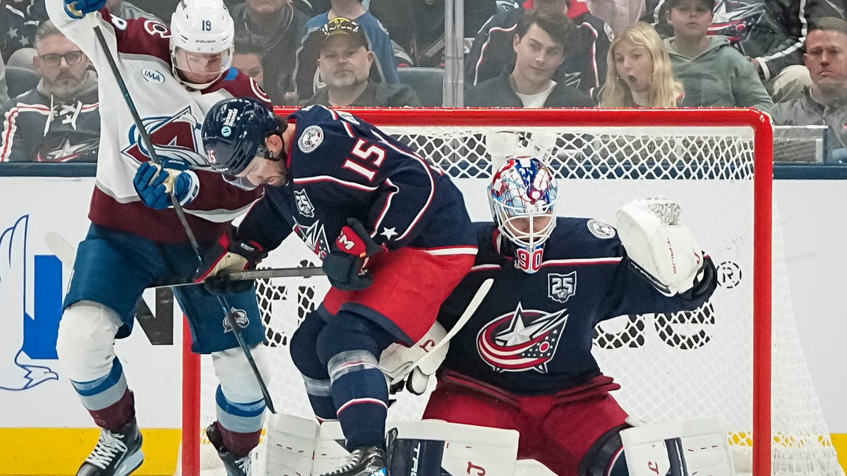 Colorado Avalanche stifle Columbus Blue Jackets on Atkinson's night