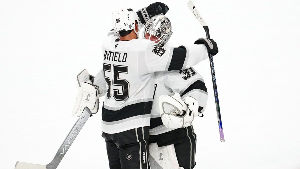 Carolina Hurricanes vs. Los Angeles Kings odds, tips and betting trends