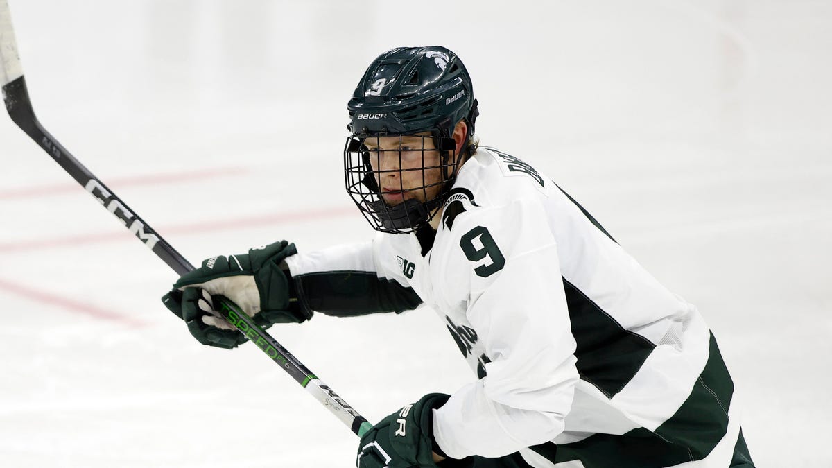 MSU rises to No. 1 ranking; captain Basgall receives honor