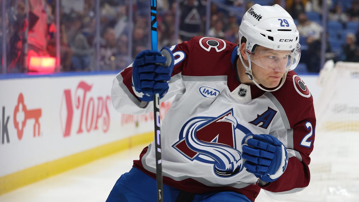 Hurricanes at Avalanche odds, picks and predictions