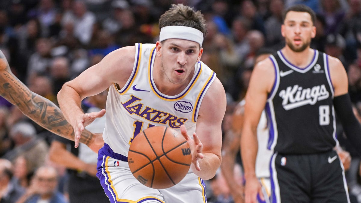 Austin Reaves scores big as Lakers beat Kings