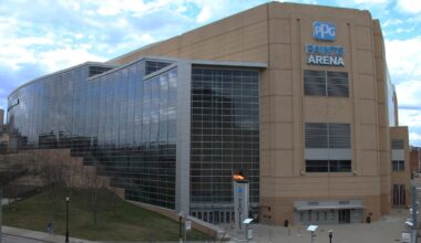 Fan suffers 'life-threatening' injuries at Pittsburgh Penguins game