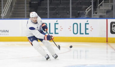 Oilers' Hyman out at least another week due to wrist injury