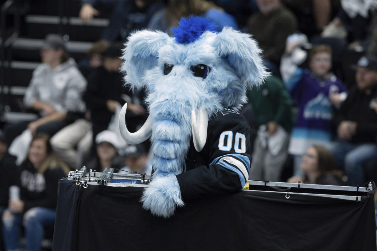 Utah Mammoth unveil new hockey mascot ‘Tusky’ | News, Sports, Jobs