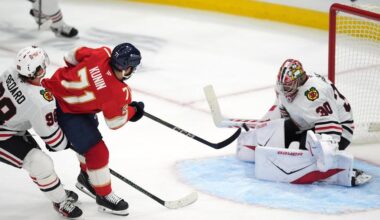 Chicago Blackhawks goalie Spencer Knight cheered in return to Florida