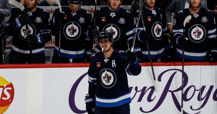 Scheifele sets franchise points record as Winnipeg Jets down Nashville 4-1 - Winnipeg