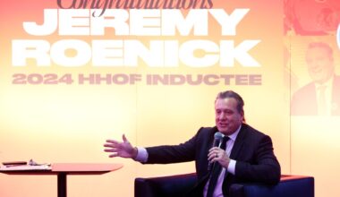 Jeremy Roenick on centennial season