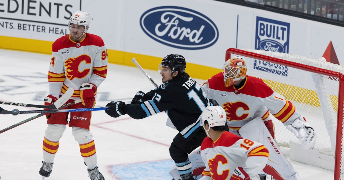 Cooley shines, but Flames drop to 1-4 with loss to Mammoth – TSN