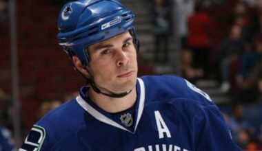 Woman alleges former Canuck Willie Mitchell sexually assaulted her in 2022