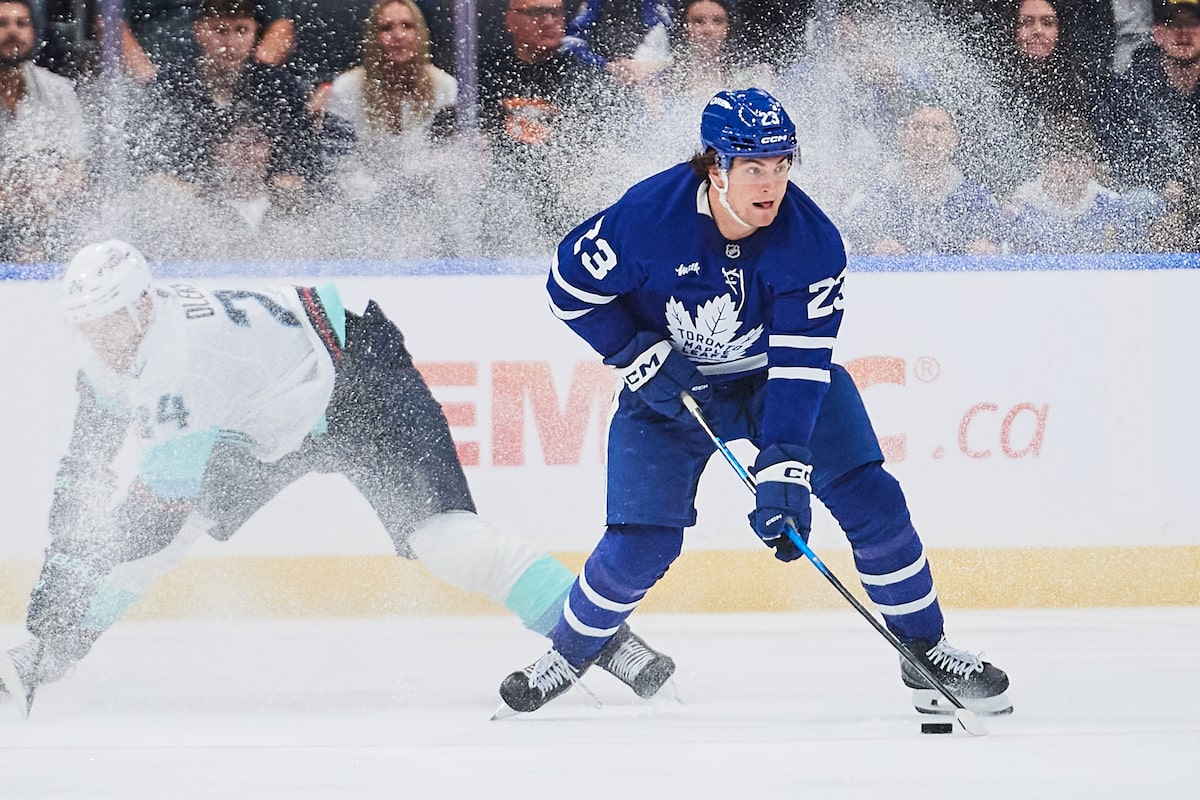 In search of consistency, Maple Leafs shake up their lines