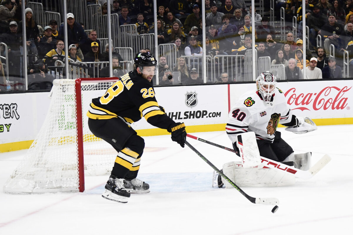 Elias Lindholm Boston Bruins