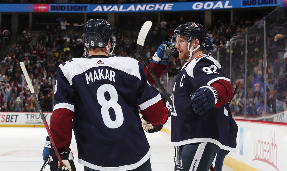Landeskog, Makar set the record straight on Avalanche's football fandom