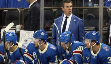 Penguins Shut Out Rangers 3-0 in NHL Opener, Beat Former Coach Sullivan