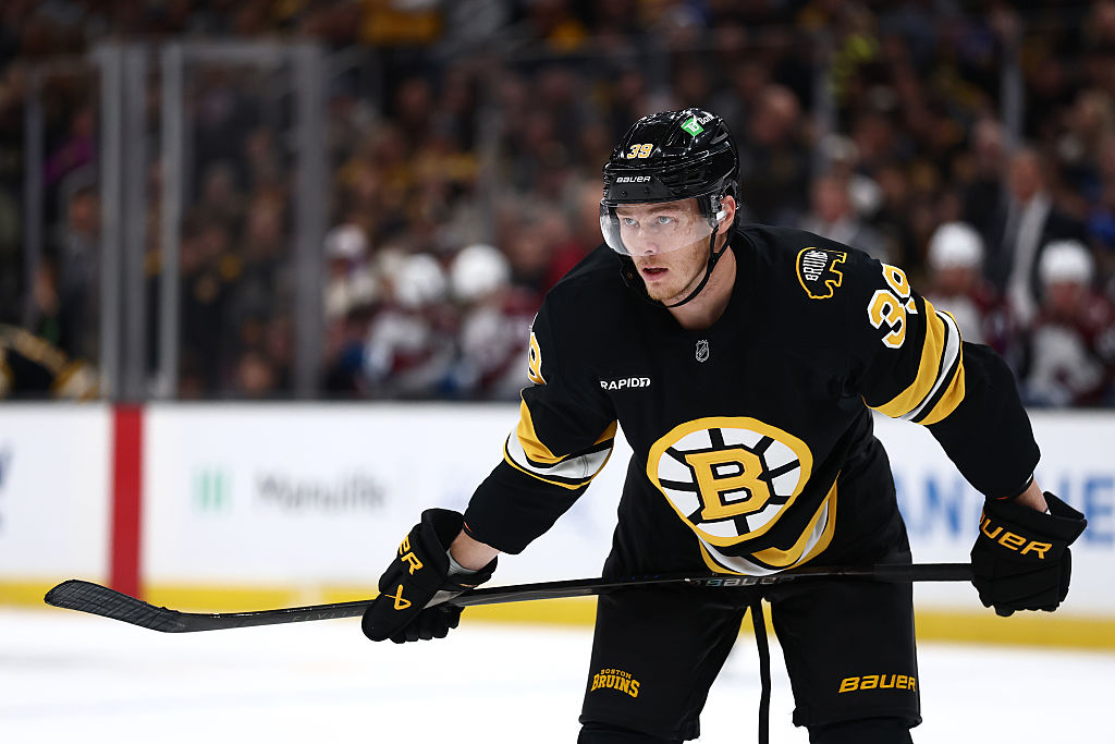 BOSTON, MASSACHUSETTS - OCTOBER 25: Morgan Geekie #39 of the Boston Bruins looks on during the first period of the game against the Colorado Avalanche at TD Garden on October 25, 2025 in Boston, Massachusetts. (Photo by Maddie Meyer/Getty Images)