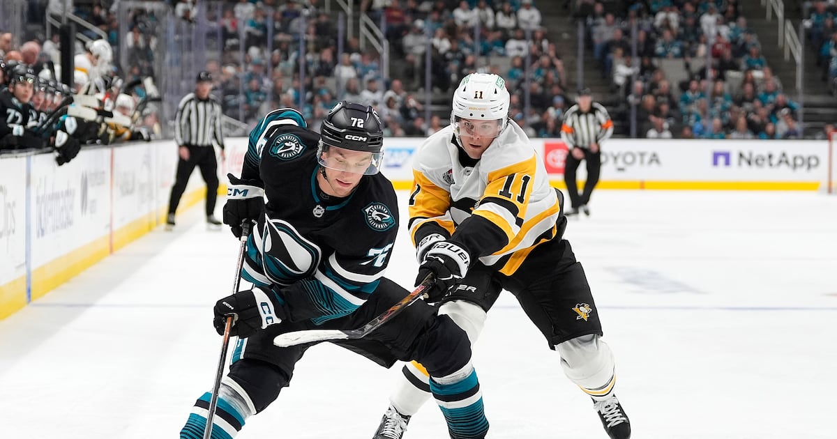 San Jose Sharks apologize for inadvertent pro-ICE scoreboard message