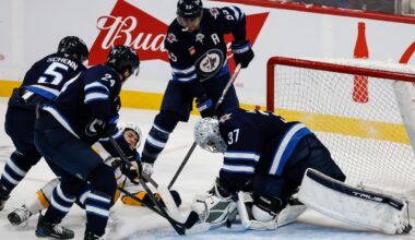 Jets fly by Predators in 4-1 win
