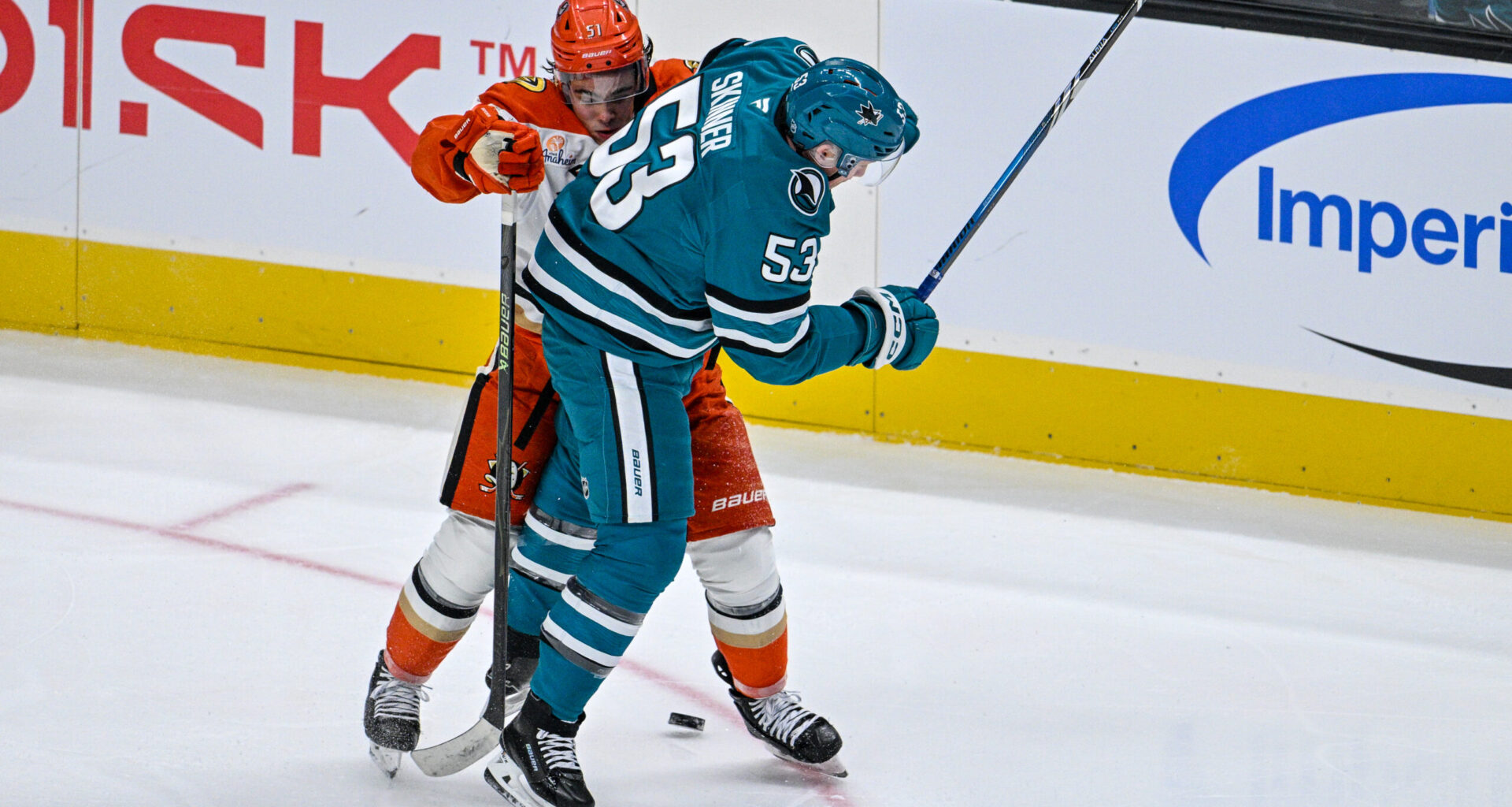 San Jose Sharks forward Jeff Skinner