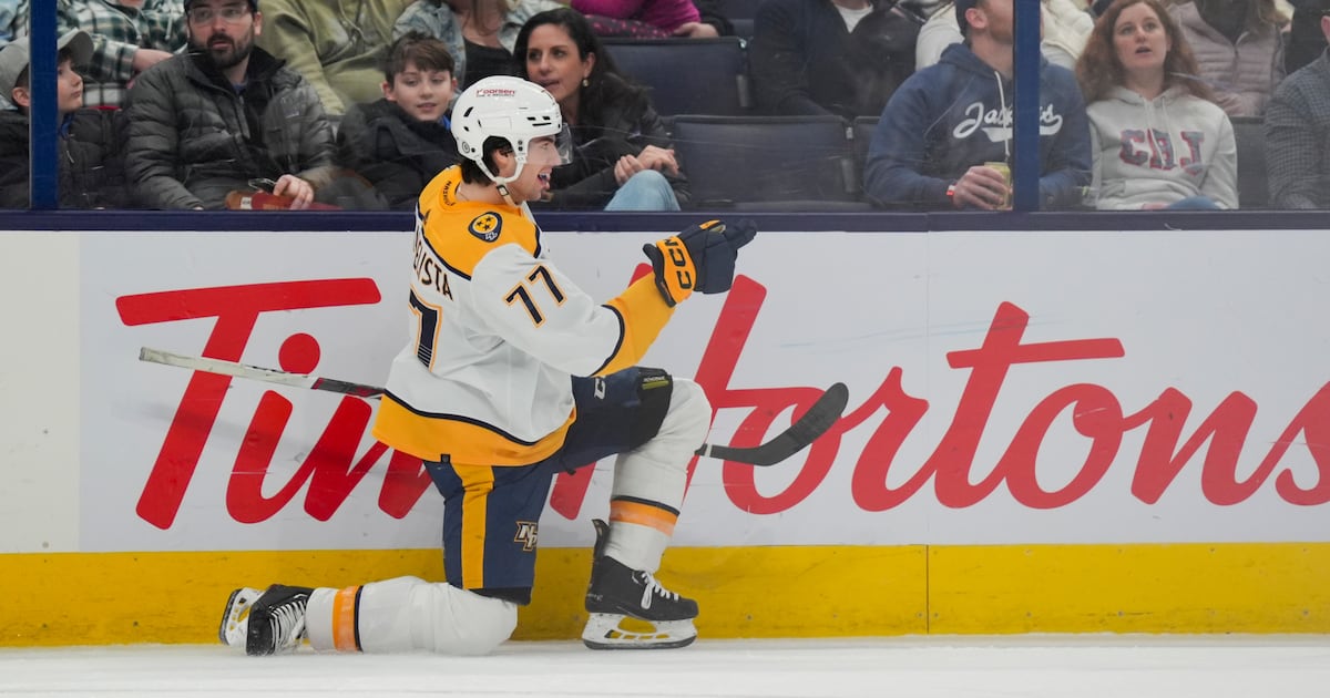 Nashville Predators agree on two-year contract extension with RFA F Luke Evangelista