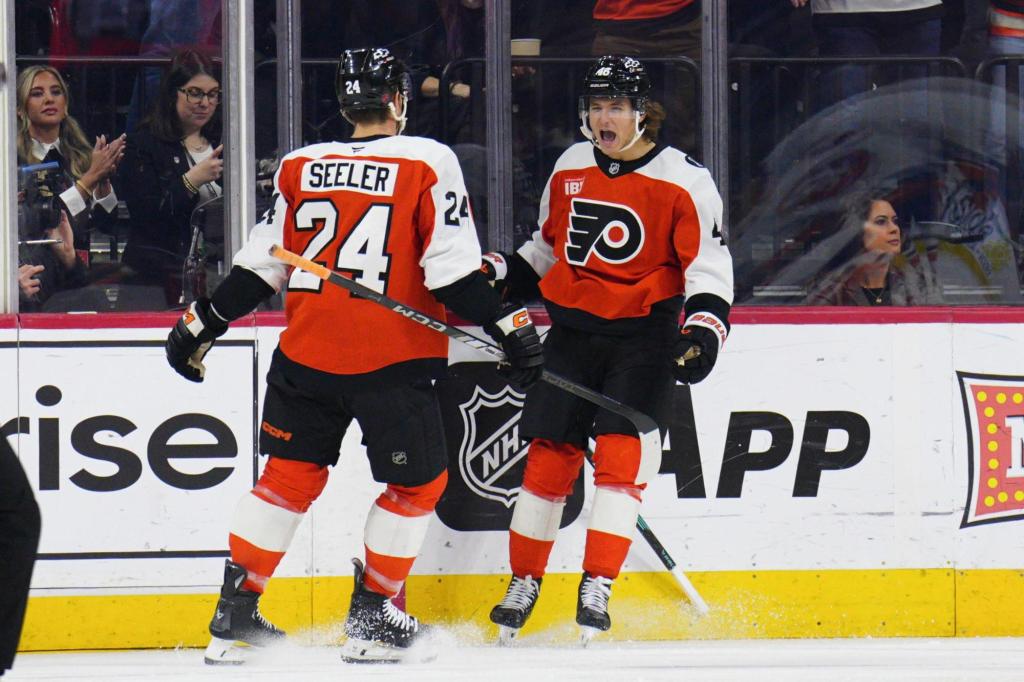 Trevor Zegras scores twice in third as Flyers down Isles in shootout