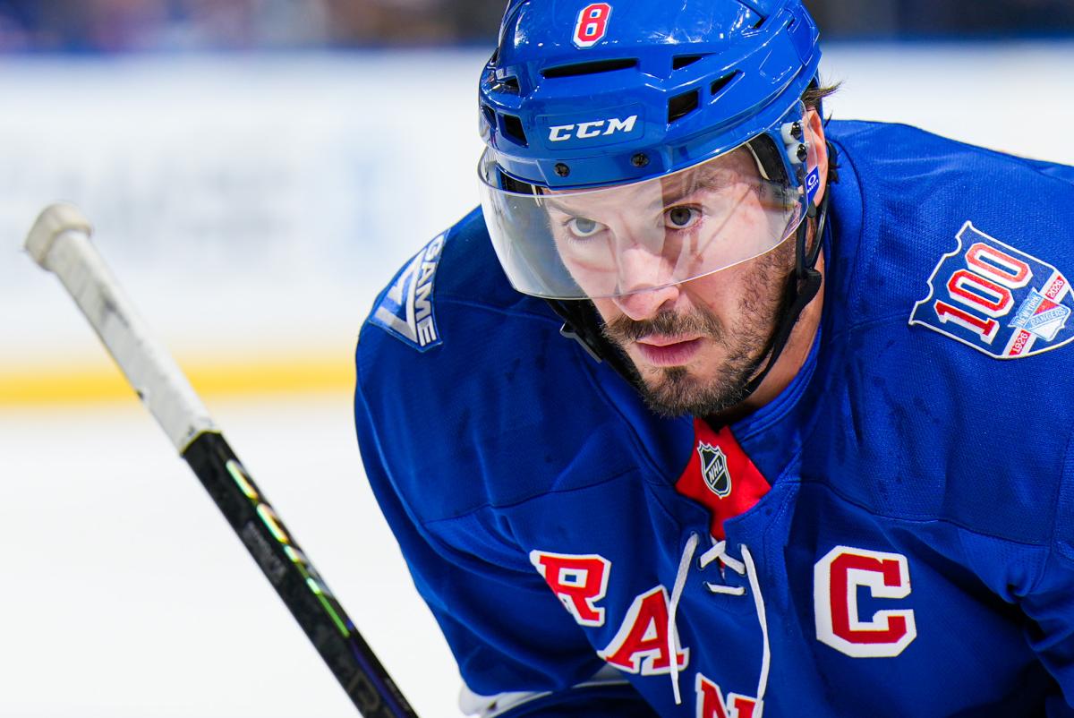 NHL odds, picks, best bets Saturday