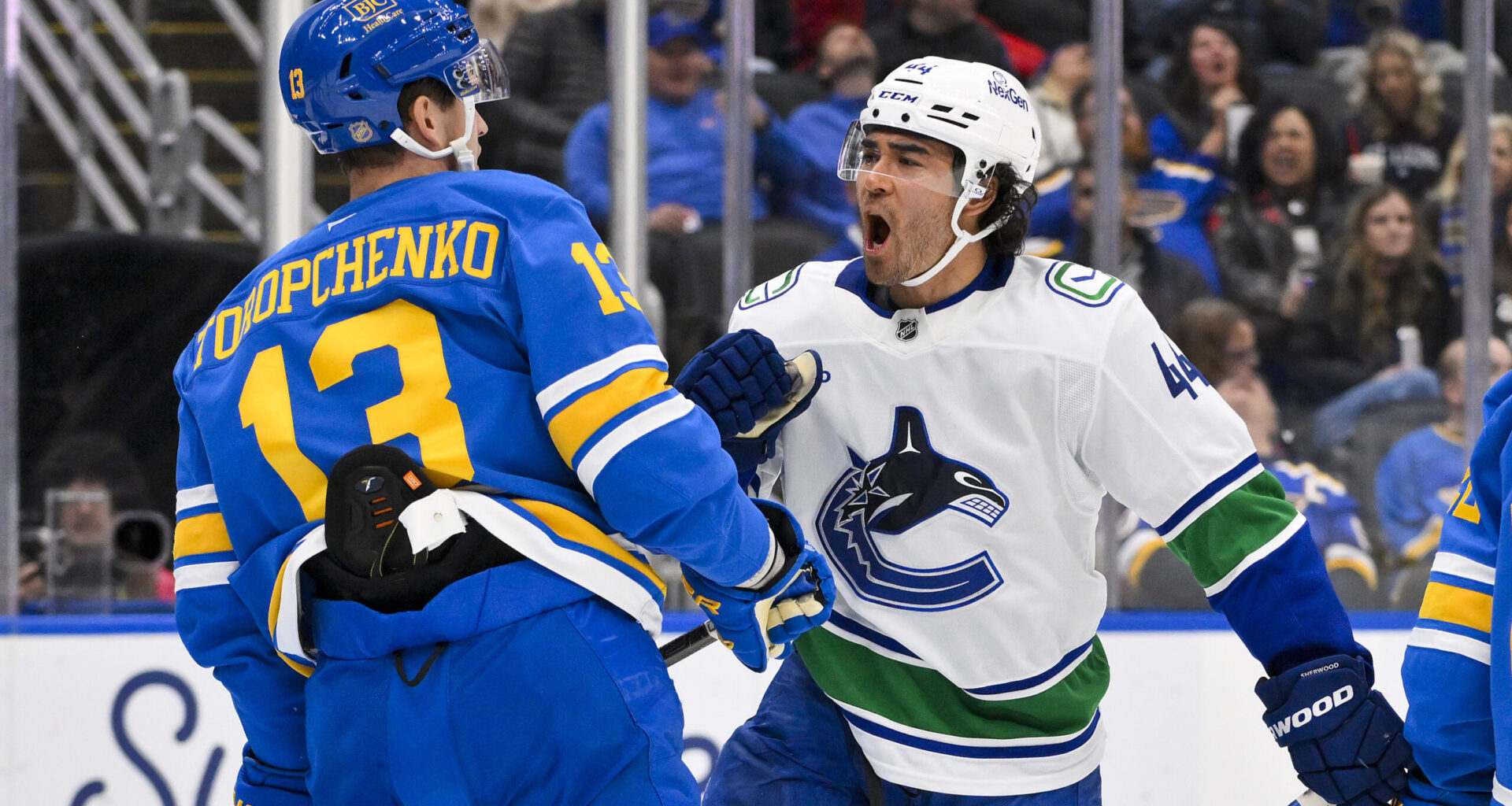 Sherwood's Hat Trick Leads Canucks to 4-3 Shootout Win Over Blues - The Hockey Writers - Vancouver Canucks