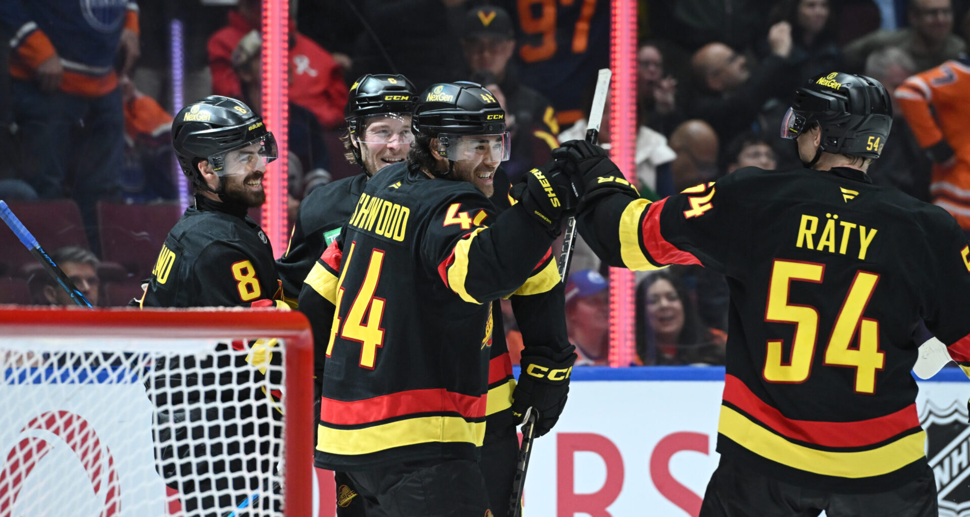 Sherwood's 2 Goals Lead Canucks to 4-3 Overtime Victory Over the Oilers - The Hockey Writers - Vancouver Canucks