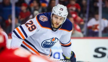 Leon Draisitl skating for the Edmonton Oilers